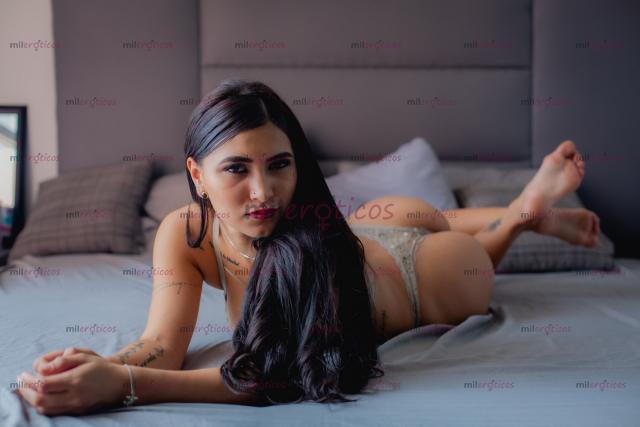 FOTOS DE COLOMBIANA EXTROVERTIDA Y JUGUETONA CON GANAS DE PASARLA RICO