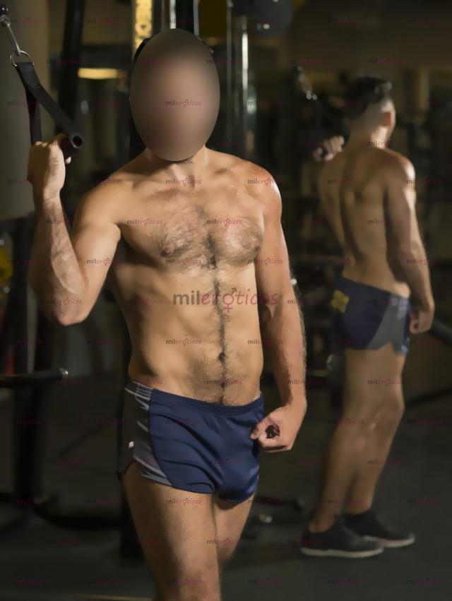 Fotos de CHICO para mujeres, especial masaje erótico, pide todo lo que quieras