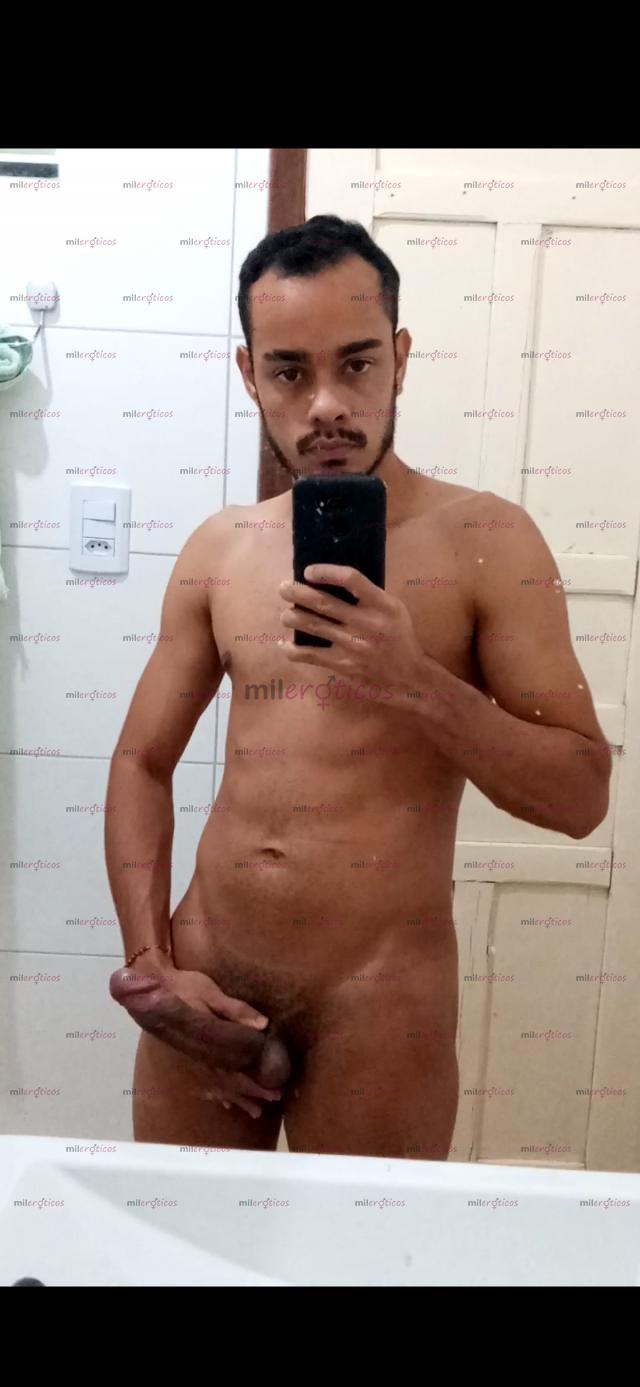 Fotos de Gaell Dotado. Novinho Picudo e quente pronto pra satisfazer seus desejos.