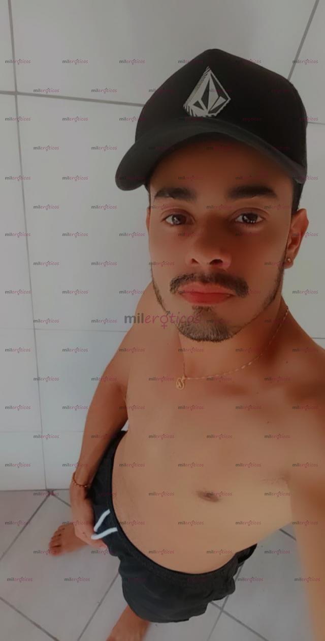Fotos de Gaell Dotado. Novinho Picudo e quente pronto pra satisfazer seus desejos.