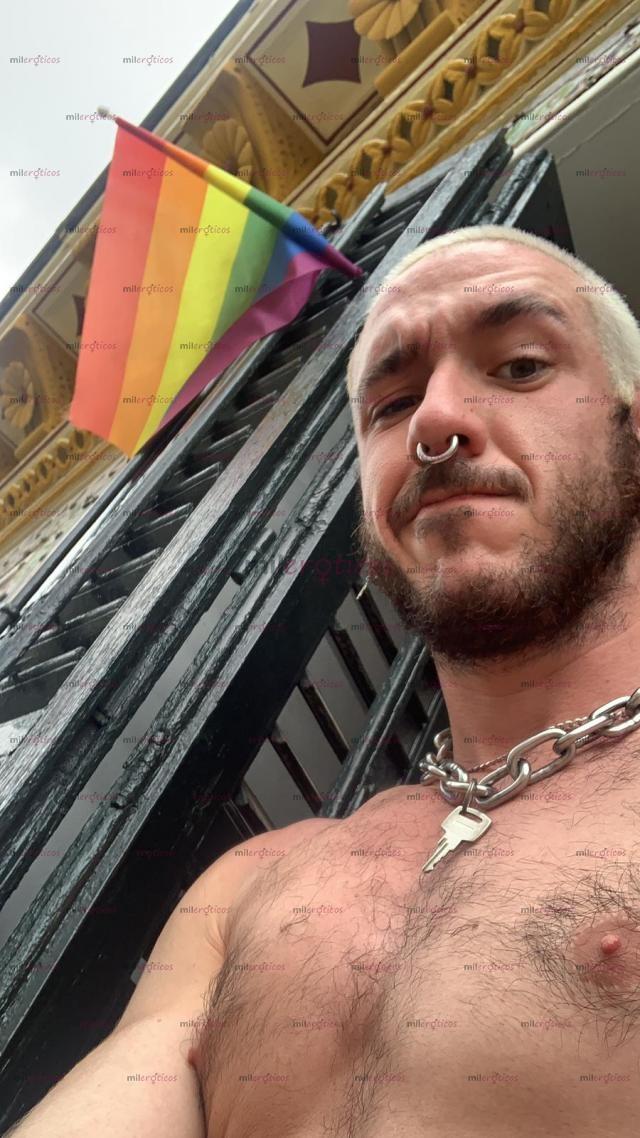 Fotos de Hola! Me llamo Roc. Soy un chico catalán, joven, atlético, morboso y educado.