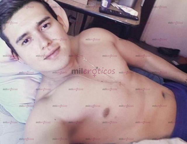 Fotos de Joven recién llegado dispuesto a cumplir tus fantasias