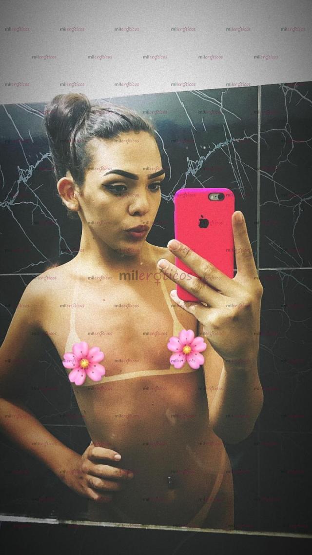 Fotos de Branquinha trans,dona de um oral maravilhoso e um corpo extremamente gostoso