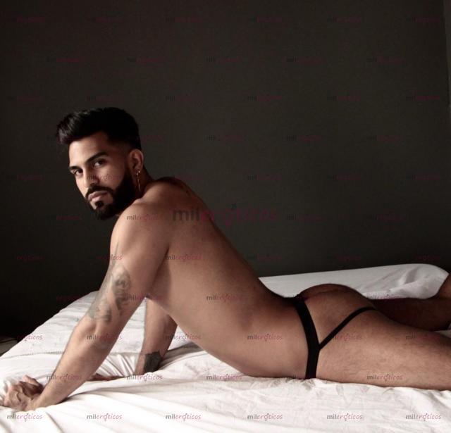 Fotos de Latino sexy caliente dispuesto a cumplir tus fanstasias morboso fiestero lechero