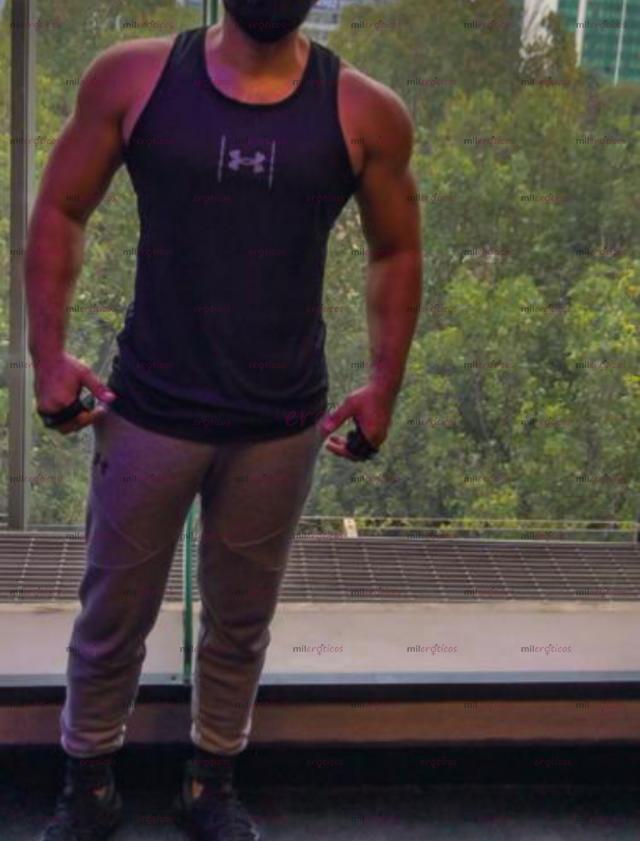 FOTOS DE MASAJISTA MACHO VIRIL PROFESIONAL Y CACHONDO