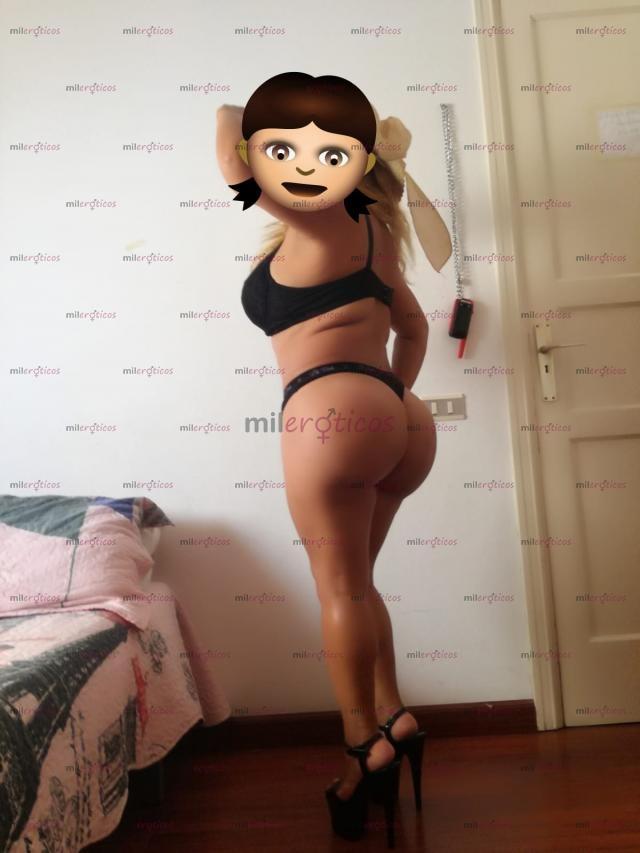 FOTOS DE MUJER HERMOSA, ARDIENTE, JUGUETONA Y COMPLACIENTE