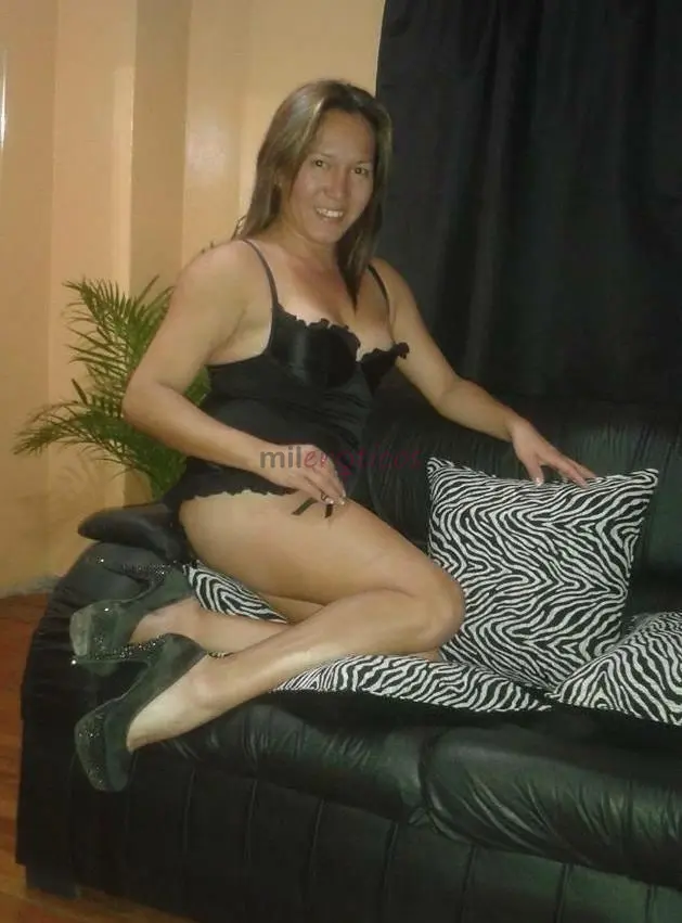 Ven al mejor trato de pareja besos caricias morbo y mas de mi con fotos reales y dispuesta a cumplir tus exigencias sexuales y juegos adictivos soy ac...