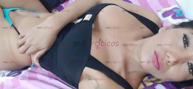 FOTOS DE SEXY SENXUAL CALIENTE CHICHONA DISFRUTAME EN CAMA