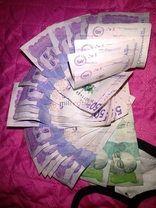 FOTOS DE SOLICITO CHICA PARA TRABAJAR..... INGRESOS DIARIOS....