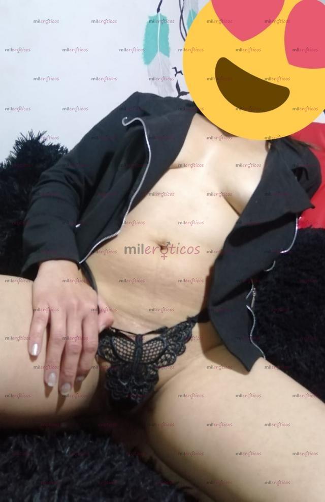 FOTOS DE TRABAJO SOLA...MONITA ARDIENTE Y MUY FOGOSA ESPERA POR TI.