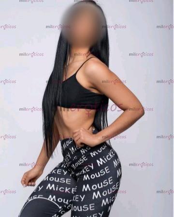 FOTOS DE PAULA NUEVA TIERNA Y COMPLACIENTE PELI NEGRA 19 AÑITOS PARA DISFRUTAR AL MÁXIMO