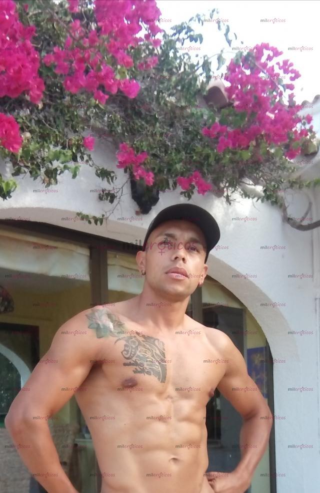 Fotos de Chico latino colombiano activo. Macho dominante