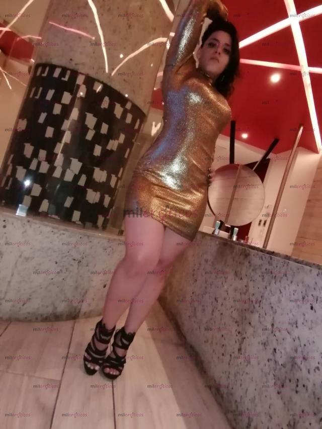 FOTOS DE CINTHIA SEXY JOVEN CARISMÁTICA MUY CACHONDA