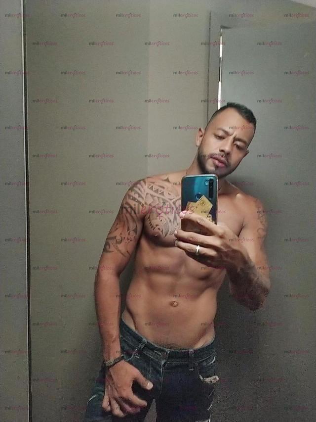 Fotos de TRÍO. DOS. CHICOS VERGON DISPUESTO PARA TU FIESTA.