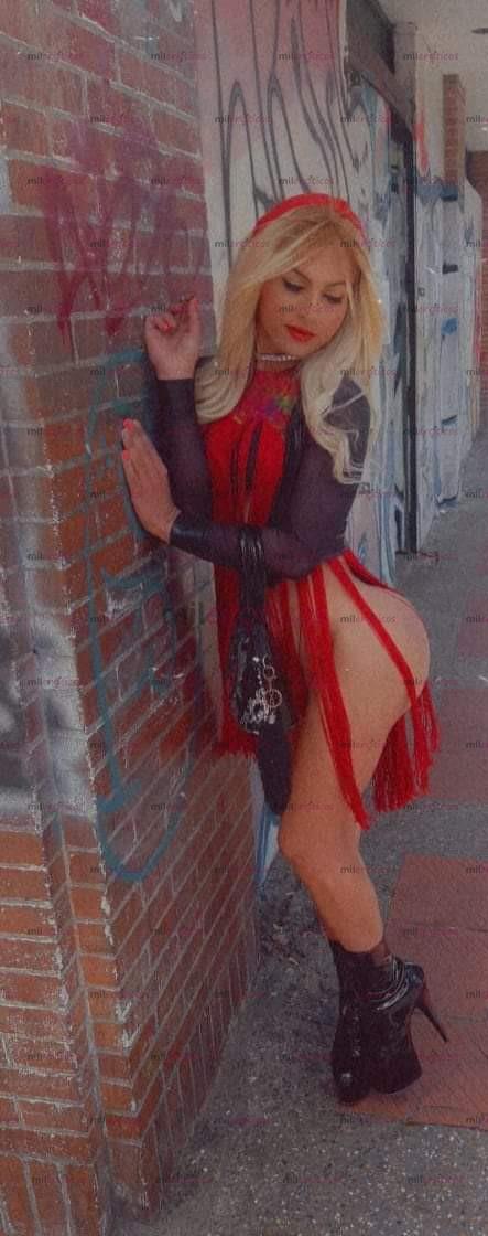 FOTOS DE CHICA TRANS SEXI VERSÁTIL DOTADA DISPUESTA A TODO