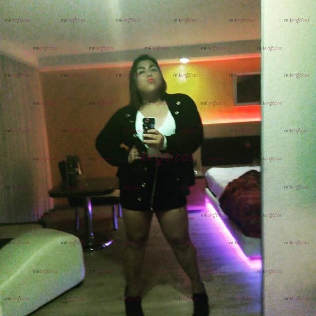 FOTOS DE CHICA COMPLACIENTE SIN PROBLEMA DE ROL ... FAJE Y BESOS ...