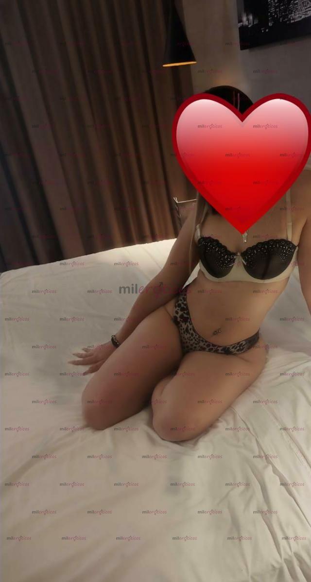 Fotos de Mi amor m llamo Camila 23 años sin engaños mis fotos son reales llámame
