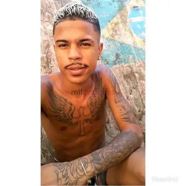 Fotos de Moreno tatuador 21 anos bbnmlkkokjjjjhggfffffgghhjjj