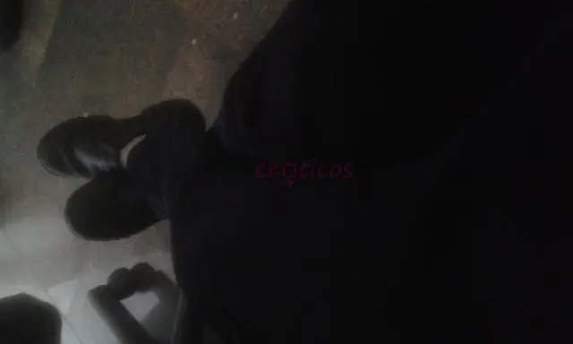 Oi vc mulher chupo sua bct todinha de graca adoro chupar e so entrarem contato comigo vamos chama mm chupo ate vc nao aguentarecebi mais vem chama vam...