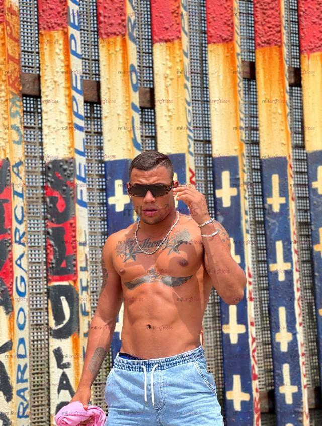 Fotos de Solo whatsapp Macho Vergón top internacional. Pocos días en la ciudad