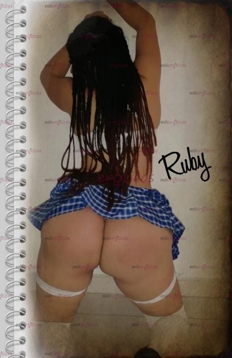 FOTOS DE RUBY CON TODAS LAS MAÑAS SEXUALES Y CON ESOS JUGETICOS QUE SOLO NOS ASE VIBRAR