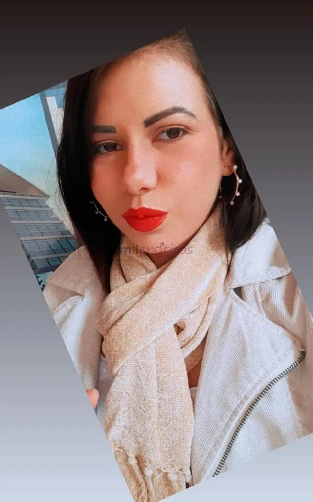 Fotos de Tantra massagem ligação do corpo e da alma.