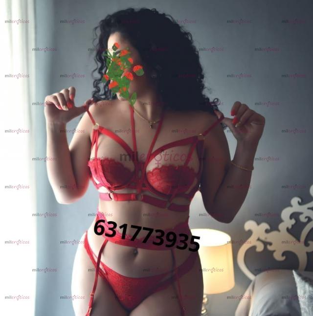 Fotos de Sencual, deliciosa, Reina de la fiesta blnc.