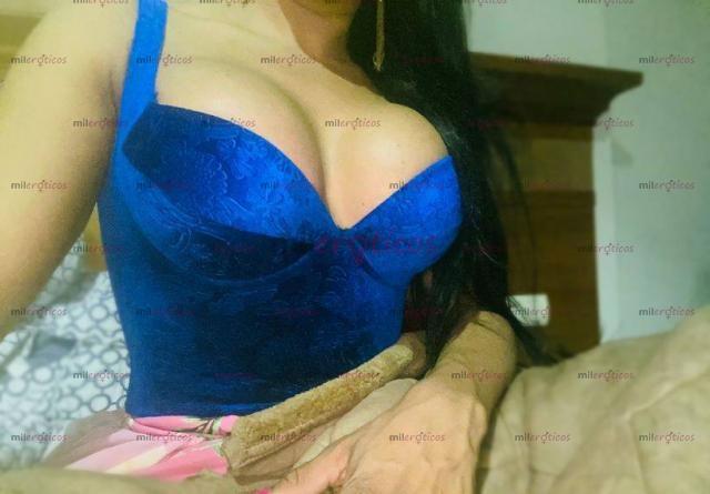 Fotos de Trans dominante de lujo con enorme dotación. Soy super lechera y morbosa.
