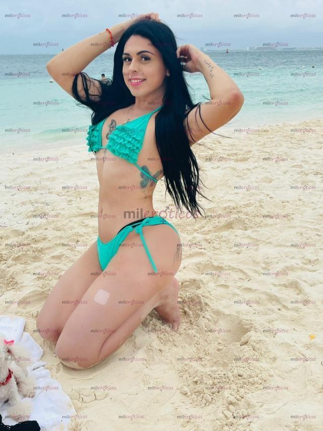 Fotos de JENNI DE PIEL BLANCA QUIERES VERGA TE ENSEÑO A MAMAR