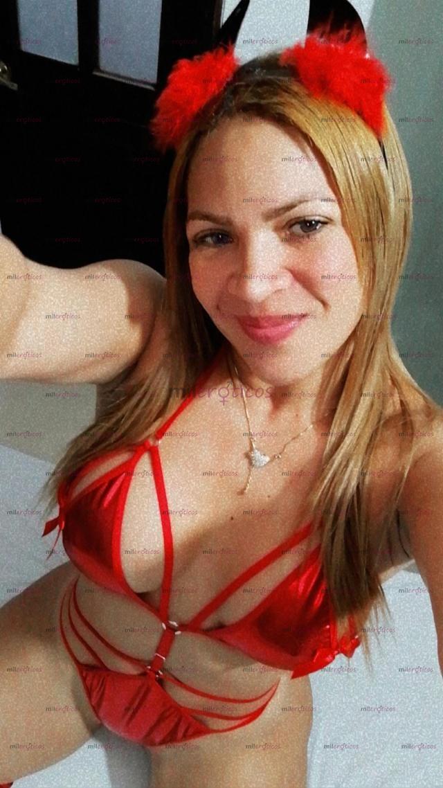 Fotos de Tetona culona y sexy mona tu Reina del oral 3013618044