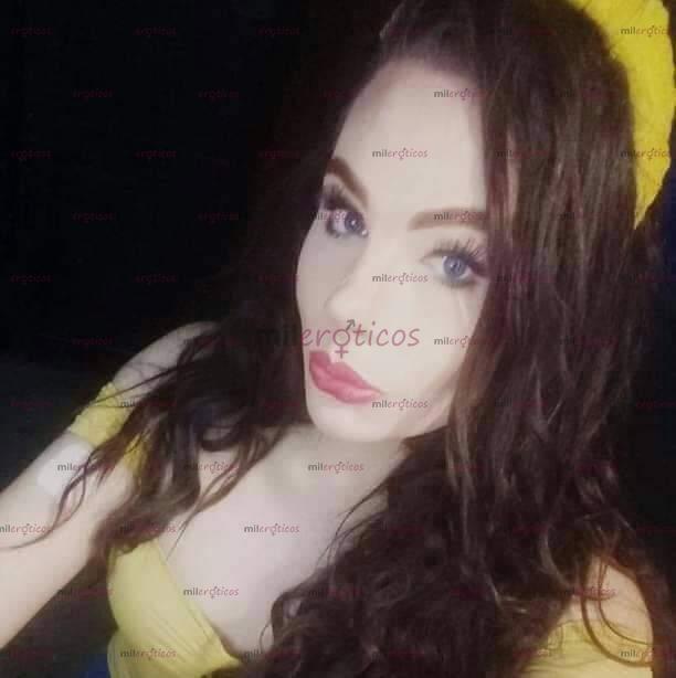 FOTOS DE ENTRONA CON LUGAR, SUPER CALIENTE Y AGUANTADORA