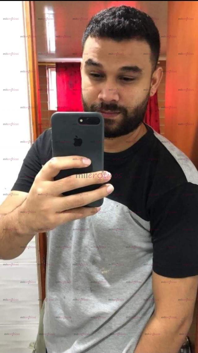 Fotos de Hola soy Daniel tu mejor opción experto en masajes mi WhatsApp 3107358648