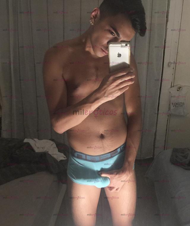 Fotos de Twink inter, 20 cm, 21años, disp 24 hrs, dominante y sumiso