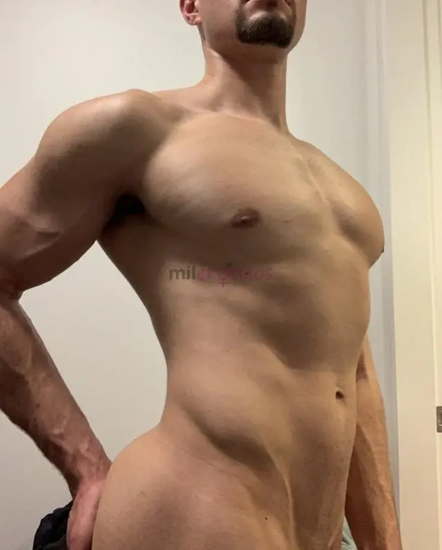 Fotos de Flavio para masajes eroticos y relajantes solo atención exclusiva para hombres.