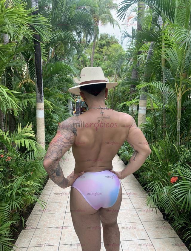 Fotos de RICARDO CULONSOTE VARONIL ENTRON Y MUY CALIENTR