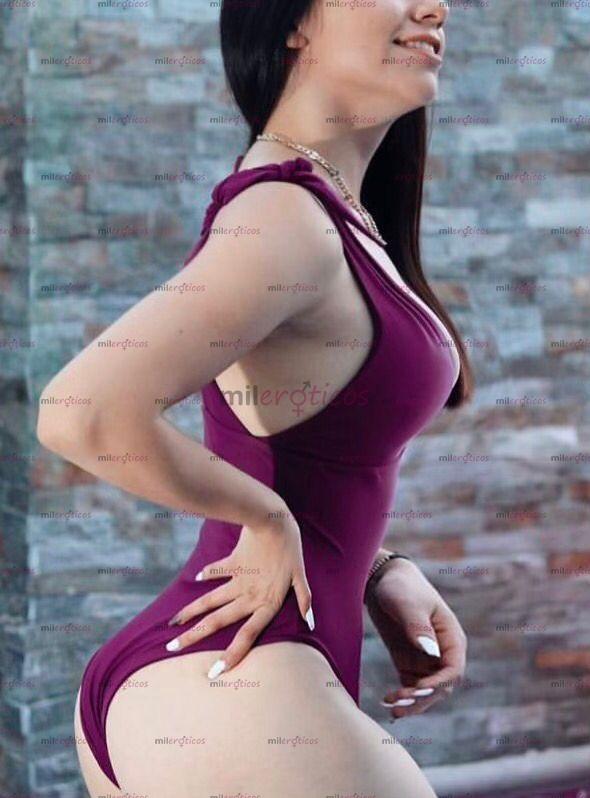 FOTOS DE SOY LO QUE BUSCABAS Y MAS PAPI NATURAL 20 AÑOS