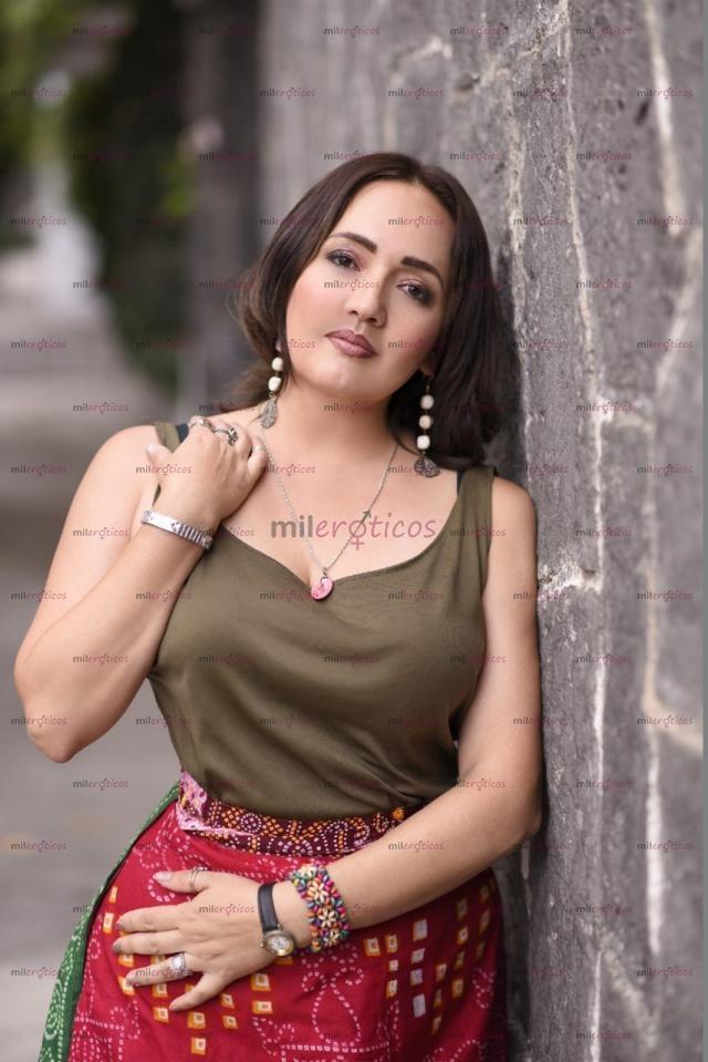 FOTOS DE MASAJE CON ESTIMULACION MANUAL O CN SEXO ORAL