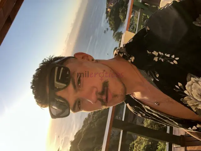 Mineiro 24 anos atualmente no rio de janeiroator porno modelo webcam e acompanhante masculinoatendo todo rio de janeiro me ligue ou mande mensagem no...