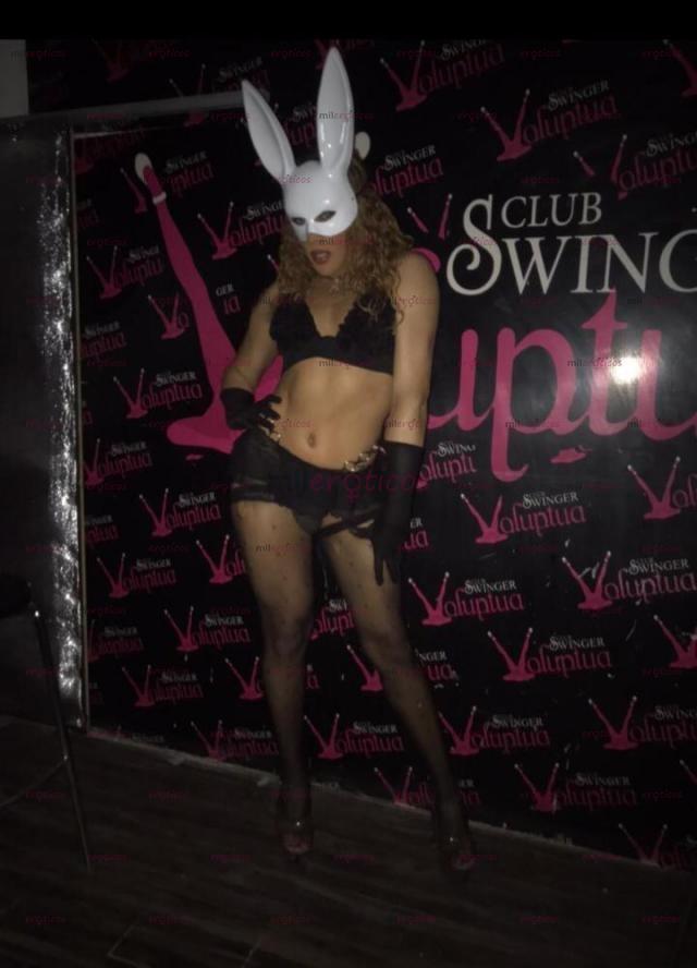 FOTOS DE NINGUNA SERA MI COMPETENCIA!!! NENA TRANS ARDIENTE Y LLENA DE MORBO PARA TI.....