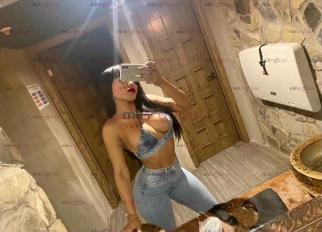 FOTOS DE ANDREA POCOS DÍAS .... SEXI, EXUBERANTE