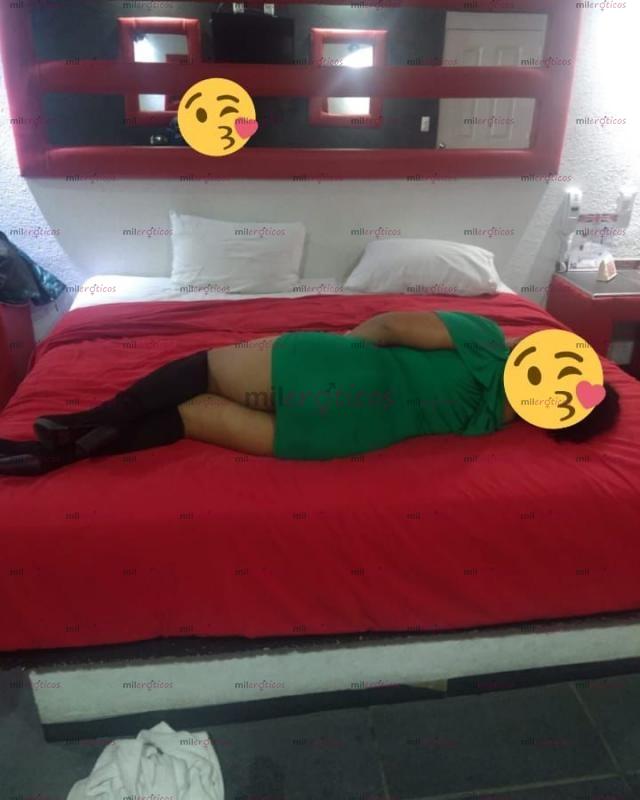 FOTOS DE ANDREA UNA DELICIOSA CULONA TETONA SENSUAL 24