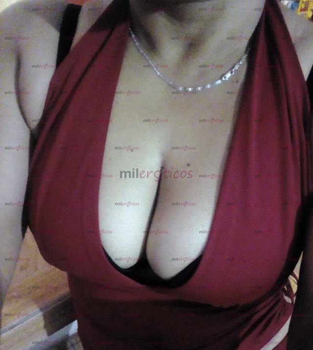 FOTOS DE RICO MAÑANERO CON UNA DELICIOSA MADURITA.................