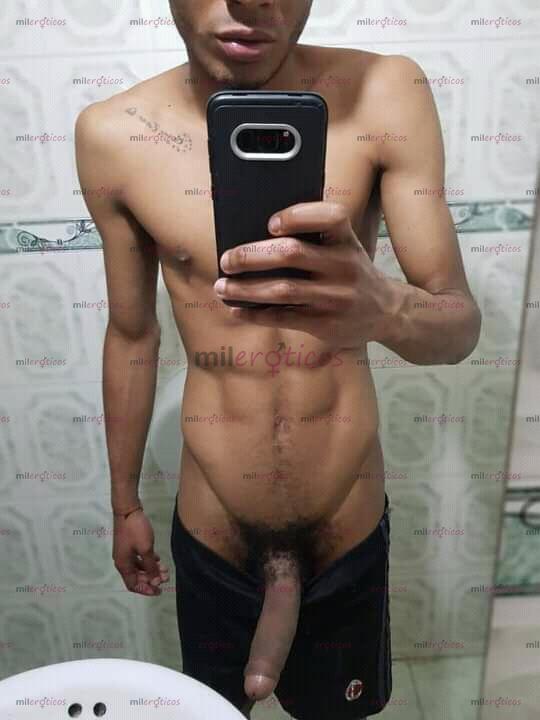 FOTOS DE JEREMY ESCORT MORENO DOTADO DOMINANTE LECHERO DISPONIBLE YA