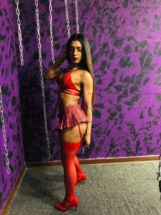 FOTOS DE RECIÉN SALIDA DE LA FABRICA DE MUÑECAS ZARA LA REINA DEL BESO NEGRO