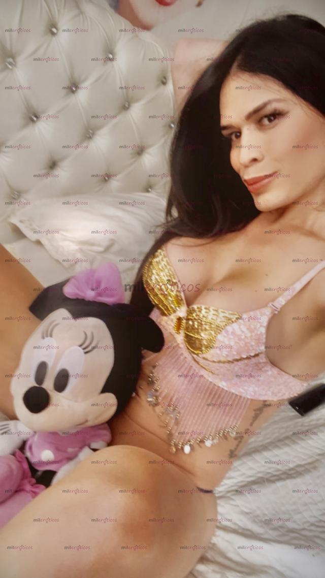 FOTOS DE DIVINA Y DESPAMPANANTE TRANS CON TREMENDO CUERPAZOOOOOOOOO