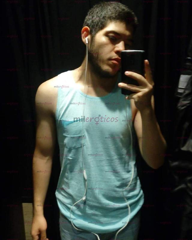 FOTOS DE MACHO BISEXUAL 22CM COGELON BUSCANDO HOYOS AGUANTADORES !!!!!!!!!!!!!!!!!!!!!!