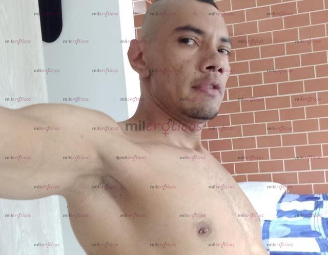 FOTOS DE DEMIAN MACHO DOMINANTE COMPLACIENTE 20CM DE VERGA LUBRICADA. VEN SOLO DEJATE LLE