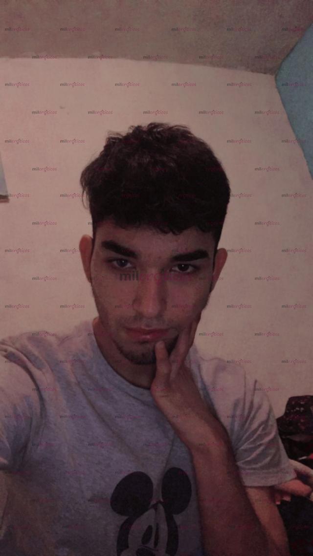 Fotos de Soy varonil,busco personas varoniles,S lugar