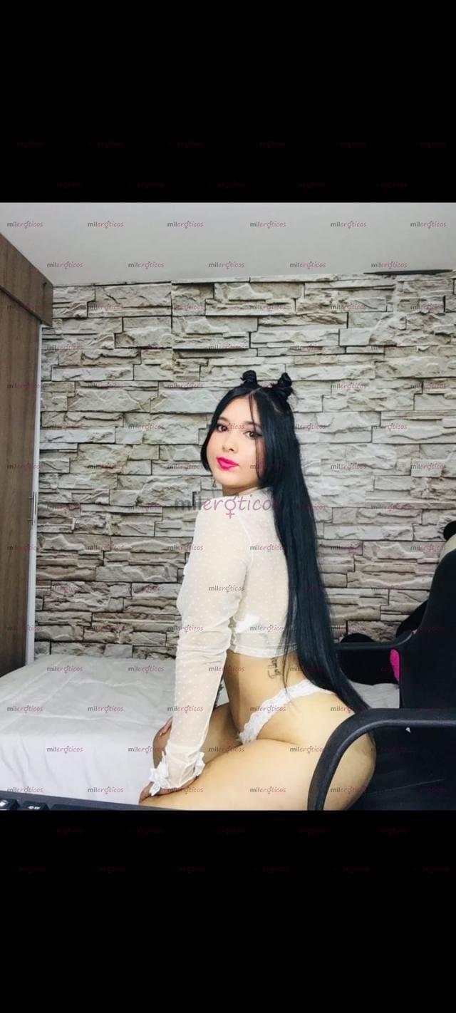 FOTOS DE RICA PELI LARGA, LLAMADA SAMANTHA DELICIOSA BLANQUITA TRAVIESA