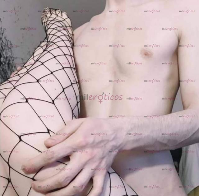 FOTOS DE ESPERANDOTE PARA COGER PAPI.................... KENYA RENDÓN.